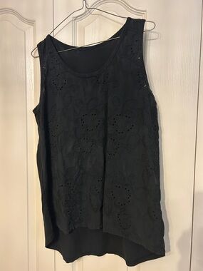 Black Sleeveless Eyelet Tank Top - Women